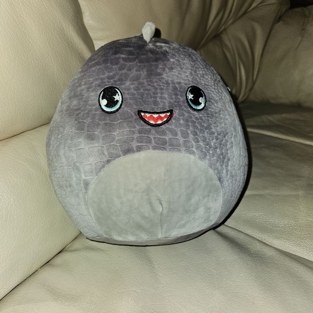 Squishmallows Grey Chuey The Dinosaur Limited edition